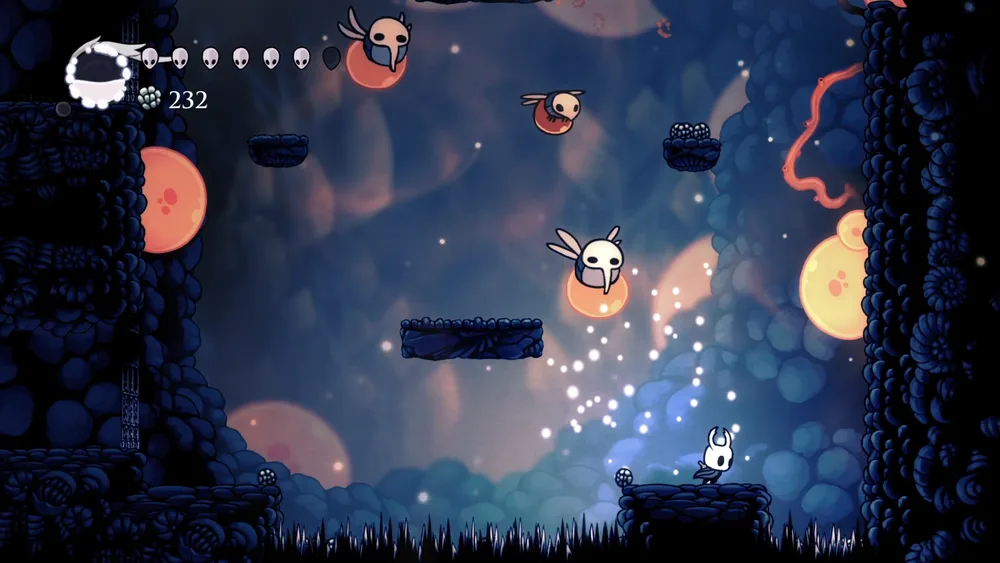 Не самые приятные противники, но если стоять на этой платформе внизу, избежать урона становится достаточно просто